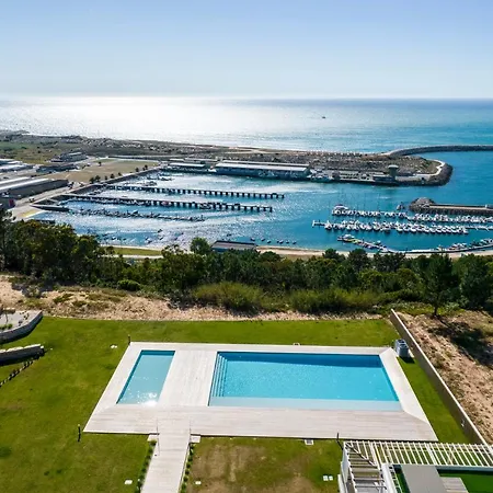 Mar A Vista - With Pool, Gym And Sea Views Apartman Nazaré