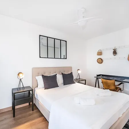 Mar A Vista - With Pool, Gym And Sea Views