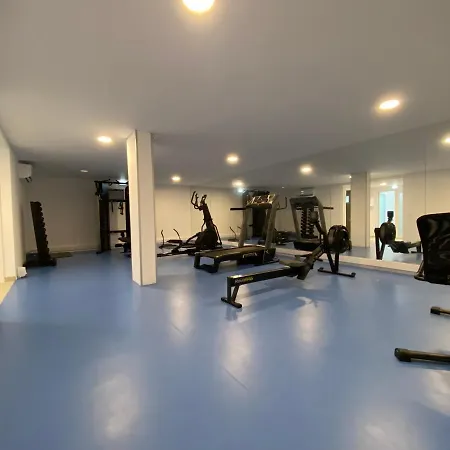 Mar A Vista - With Pool, Gym And Sea Views Appartamento