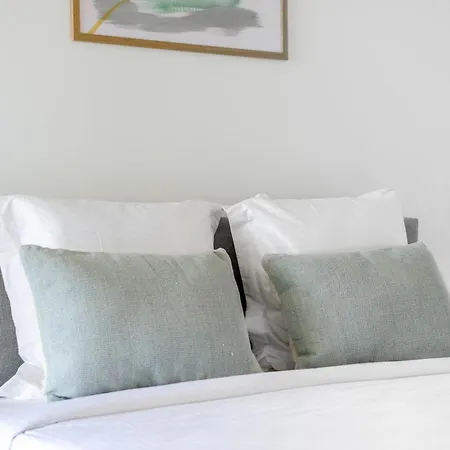 Mar A Vista - With Pool, Gym And Sea Views Appartement *