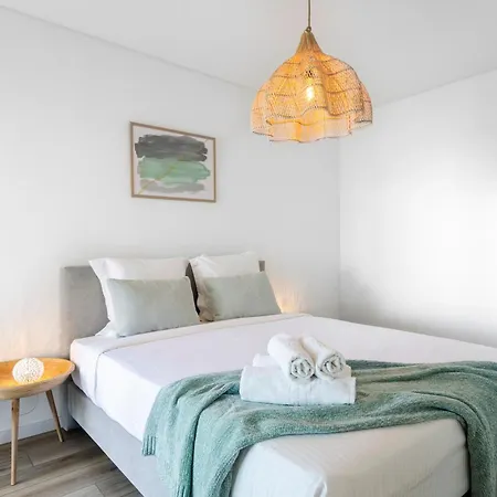 Mar A Vista - With Pool, Gym And Sea Views Appartamento