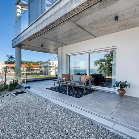 Mar A Vista - With Pool, Gym And Sea Views
