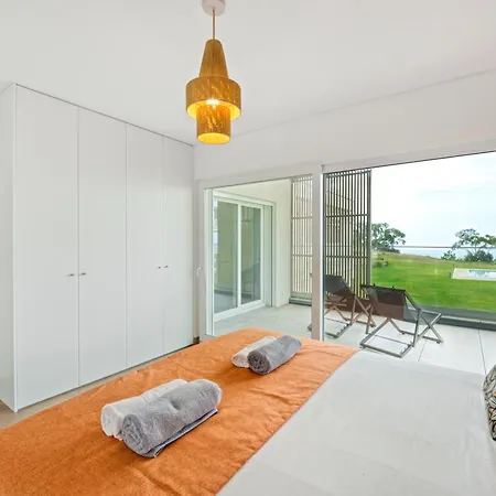 Mar A Vista - With Pool, Gym And Sea Views