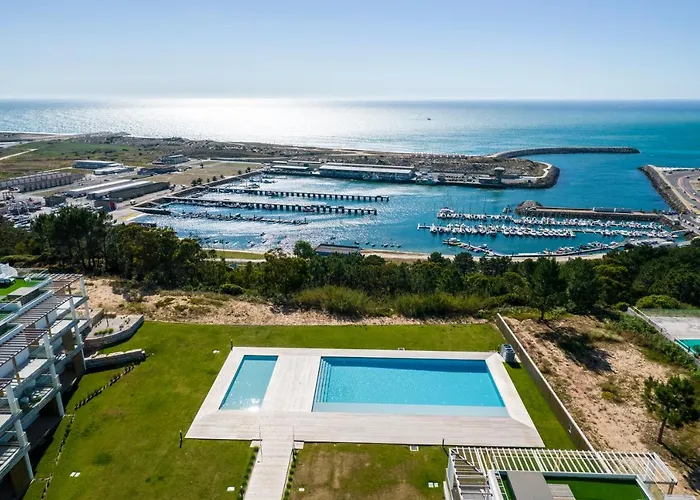 Mar A Vista - With Pool, Gym And Sea Views Apartamento Nazaré